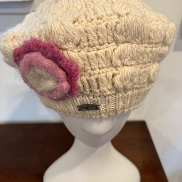 DeLux 100% wool beret - Picture 2 of 8
